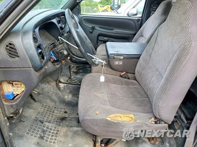 Zdjęcie 7 z 12 samochodu: 2000 DODGE RAM 1500 VIN:1B7HF16Y6YS644042 - miniatura