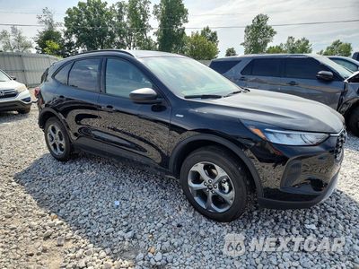 Czwarte zdjęcie samochodu z boku: 2026 FORD ESCAPE ST LINE VIN:1FMCU9MN5TUA42457 - miniatura