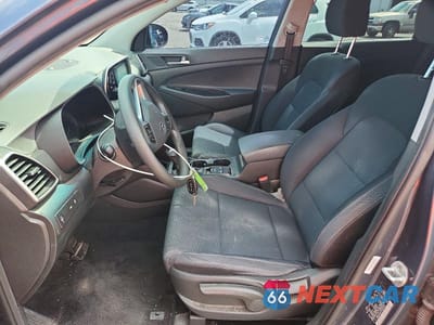 Zdjęcie 7 z 14 samochodu: 2019 HYUNDAI TUCSON SE VIN:KM8J23A47KU053299 - miniatura