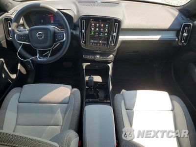 Zdjęcie 8 z 13 samochodu: 2026 VOLVO EX40 PLUS VIN:YV4ER3HK7T2774352 - miniatura