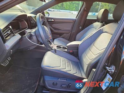 Zdjęcie 7 z 12 samochodu: 2025 VOLKSWAGEN JETTA GLI AUTOBAHN VIN:3VW2T7BU5SM031072 - miniatura