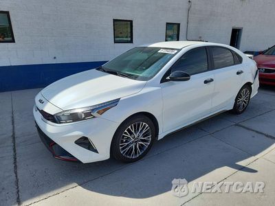 2024 KIA FORTE GT LINE 3KPF54AD5RE747473 - główne zdjęcie licytacji z USA - miniatura