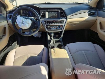 Zdjęcie 8 z 12 samochodu: 2016 HYUNDAI SONATA SE VIN:5NPE24AF7GH413718 - miniatura