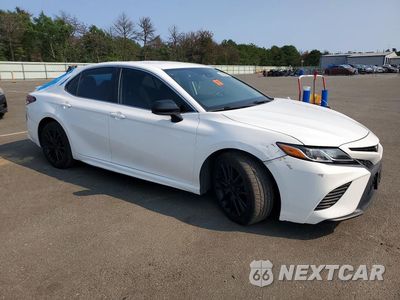 Czwarte zdjęcie samochodu z boku: 2019 TOYOTA CAMRY SE VIN:4T1B11HK2KU296664 - miniatura