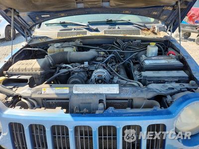 Zdjęcie 11 z 12 samochodu: 2006 JEEP LIBERTY SPORT VIN:1J4GL48K96W225911 - miniatura