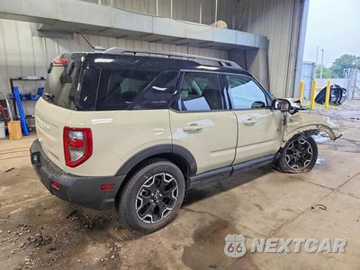 Trzecie zdjęcie samochodu z tyłu: 2025 FORD BRONCO SPORT OUTER BANKS VIN:3FMCR9CN2SRF42200 - miniatura