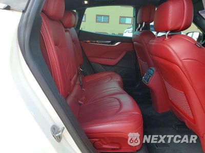 Zdjęcie 10 z 12 samochodu: 2018 MASERATI LEVANTE VIN:ZN661XUA3JX296075 - miniatura