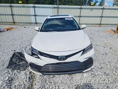 Piąte zdjęcie samochodu w środku: 2024 TOYOTA CAMRY LE VIN:4T1R11AK1RU892528 - miniatura