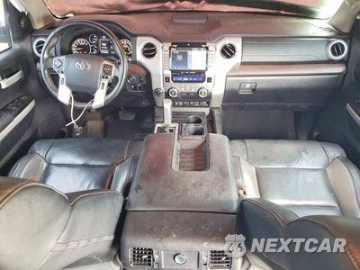 Zdjęcie 8 z 12 samochodu: 2020 TOYOTA TUNDRA CREWMAX LIMITED VIN:5TFHY5F19LX923355 - miniatura