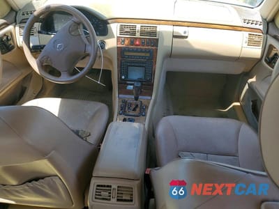 Zdjęcie 8 z 12 samochodu: 2000 MERCEDES-BENZ E 320 4MATIC VIN:WDBJF82J2YX039715 - miniatura