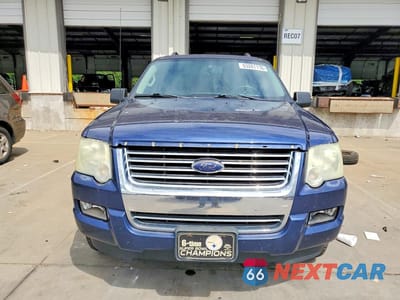 Piąte zdjęcie samochodu w środku: 2008 FORD EXPLORER XLT VIN:1FMEU63E58UA97247 - miniatura