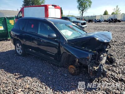 Czwarte zdjęcie samochodu z boku: 2015 JEEP COMPASS SPORT VIN:1C4NJDBBXFD135349 - miniatura
