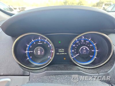 Zdjęcie 9 z 12 samochodu: 2013 HYUNDAI SONATA SE VIN:5NPEC4AC8DH715839 - miniatura