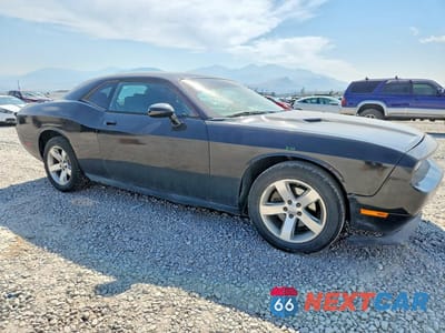 Czwarte zdjęcie samochodu z boku: 2009 DODGE CHALLENGER SE VIN:2B3LJ44V79H632933 - miniatura