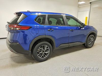 Trzecie zdjęcie samochodu z tyłu: 2023 NISSAN ROGUE S VIN:5N1BT3AA7PC897945 - miniatura