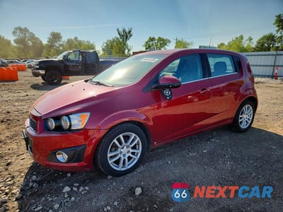 2012 CHEVROLET SONIC LT 1G1JC6SH8C4122001 - główne zdjęcie licytacji z USA - miniatura