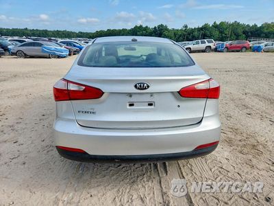 Zdjęcie 6 z 13 samochodu: 2015 KIA FORTE LX VIN:KNAFK4A62F5294539 - miniatura