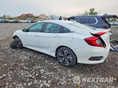Drugie zdjęcie samochodu z przodu: 2018 HONDA CIVIC EX VIN:2HGFC1F3XJH645696 - miniatura
