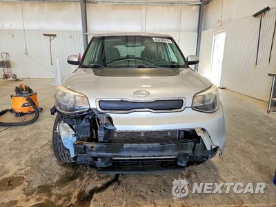 Piąte zdjęcie samochodu w środku: 2014 KIA SOUL BASE VIN:KNDJN2A29E7701961 - miniatura