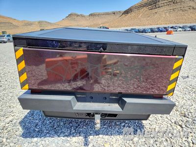 Zdjęcie 6 z 12 samochodu: 2024 TESLA CYBERTRUCK VIN:7G2CEHEE3RA018468 - miniatura