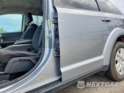Zdjęcie 13 z 14 samochodu: 2018 DODGE JOURNEY SE VIN:3C4PDCAB2JT254060 - miniatura