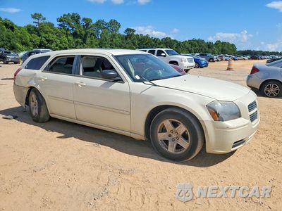 Czwarte zdjęcie samochodu z boku: 2005 DODGE MAGNUM SXT VIN:2D4FV48V75H533343 - miniatura