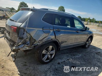 Trzecie zdjęcie samochodu z tyłu: 2018 VOLKSWAGEN TIGUAN SEL PREMIUM VIN:3VV4B7AX7JM003557 - miniatura