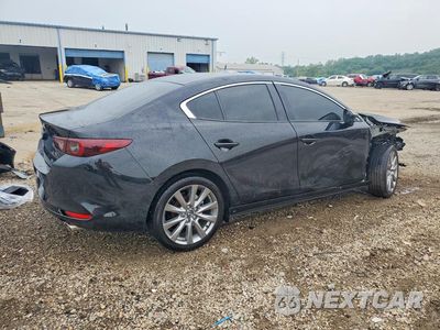 Trzecie zdjęcie samochodu z tyłu: 2026 MAZDA 3 PREFERRED VIN:JM1BPACL5T1859941 - miniatura