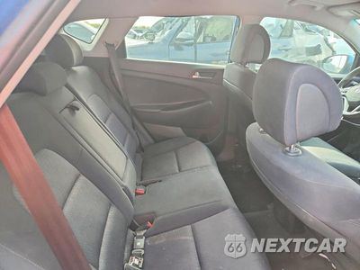 Zdjęcie 11 z 13 samochodu: 2018 HYUNDAI TUCSON SEL VIN:KM8J33A41JU600241 - miniatura