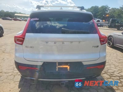 Zdjęcie 6 z 12 samochodu: 2019 VOLVO XC40 T5 INSCRIPTION VIN:YV4162UL8K2102878 - miniatura