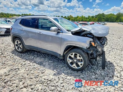 Czwarte zdjęcie samochodu z boku: 2019 JEEP COMPASS LIMITED VIN:3C4NJCCB4KT676099 - miniatura