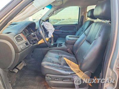 Zdjęcie 7 z 14 samochodu: 2012 CHEVROLET TAHOE C1500 LT VIN:1GNSCBE0XCR324908 - miniatura