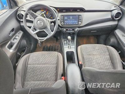 Zdjęcie 8 z 14 samochodu: 2021 NISSAN KICKS SV VIN:3N1CP5CV2ML475030 - miniatura
