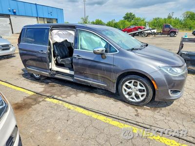 Czwarte zdjęcie samochodu z boku: 2020 CHRYSLER PACIFICA LIMITED VIN:2C4RC1GG5LR284114 - miniatura