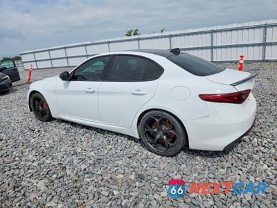 Drugie zdjęcie samochodu z przodu: 2017 ALFA ROMEO GIULIA TI VIN:ZARFAECN7H7554866 - miniatura