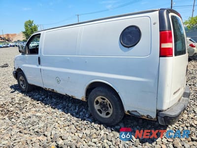 Drugie zdjęcie samochodu z przodu: 2005 CHEVROLET EXPRESS G1500 VIN:1GCFG15X051146188 - miniatura