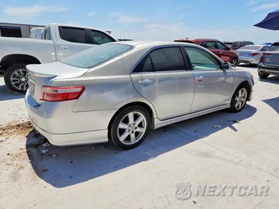 Trzecie zdjęcie samochodu z tyłu: 2007 TOYOTA CAMRY SE V6 VIN:4T1BK46K57U555432 - miniatura