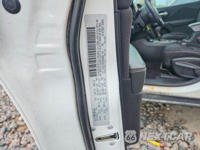 Zdjęcie 13 z 13 samochodu: 2017 JEEP CHEROKEE LATITUDE VIN:1C4PJMCB2HW505658 - miniatura