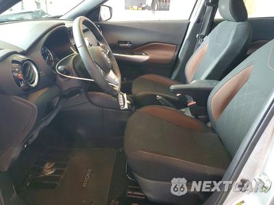 Zdjęcie 7 z 13 samochodu: 2020 NISSAN KICKS SR VIN:3N1CP5DV4LL543227 - miniatura