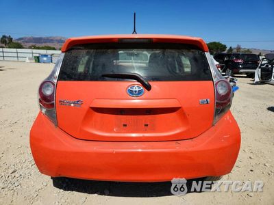 Zdjęcie 6 z 13 samochodu: 2012 TOYOTA PRIUS C TWO VIN:JTDKDTB3XC1012743 - miniatura