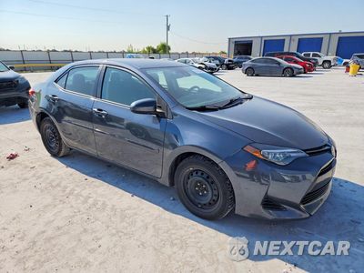 Czwarte zdjęcie samochodu z boku: 2017 TOYOTA COROLLA LE VIN:5YFBURHE4HP727113 - miniatura