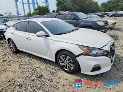 Czwarte zdjęcie samochodu z boku: 2019 NISSAN ALTIMA S VIN:1N4BL4BV6KC253556 - miniatura