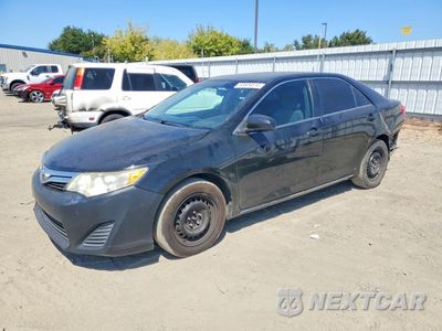 2014 TOYOTA CAMRY LE 4T4BF1FK2ER368042 - główne zdjęcie licytacji z USA - miniatura