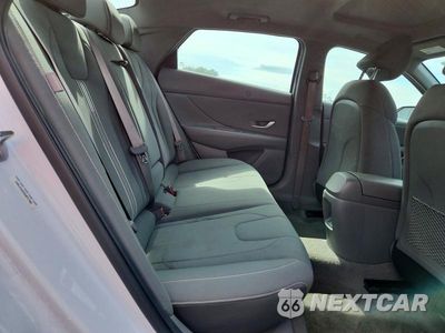 Zdjęcie 10 z 12 samochodu: 2025 HYUNDAI ELANTRA SEL VIN:KMHLS4DG5SU871702 - miniatura