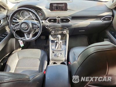 Zdjęcie 8 z 14 samochodu: 2017 MAZDA CX-5 GRAND TOURING VIN:JM3KFBDL3H0156365 - miniatura