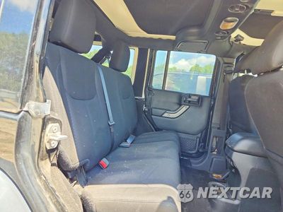 Zdjęcie 11 z 13 samochodu: 2018 JEEP WRANGLER UNLIMITED SPORT VIN:1C4BJWDG0JL876342 - miniatura