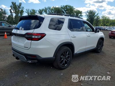 Trzecie zdjęcie samochodu z tyłu: 2025 HONDA PILOT TOURING VIN:5FNYG1H75SB143410 - miniatura
