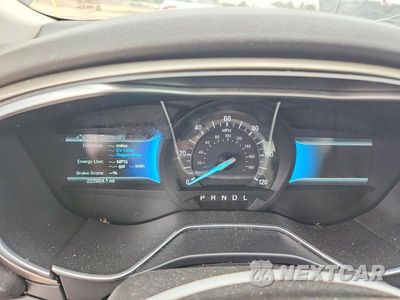 Zdjęcie 9 z 12 samochodu: 2014 FORD FUSION SE PHEV VIN:3FA6P0PU1ER330449 - miniatura