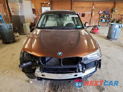 Piąte zdjęcie samochodu w środku: 2017 BMW X3 XDRIVE28I VIN:5UXWX9C32H0T22052 - miniatura