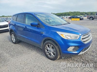 Czwarte zdjęcie samochodu z boku: 2019 FORD ESCAPE SE VIN:1FMCU9GD6KUB32976 - miniatura
